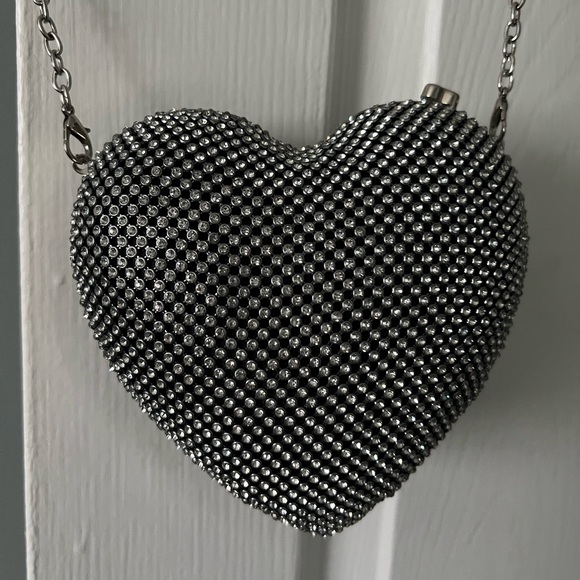 Handbags - Silver Sequin Heart Evening Bag/Clutch